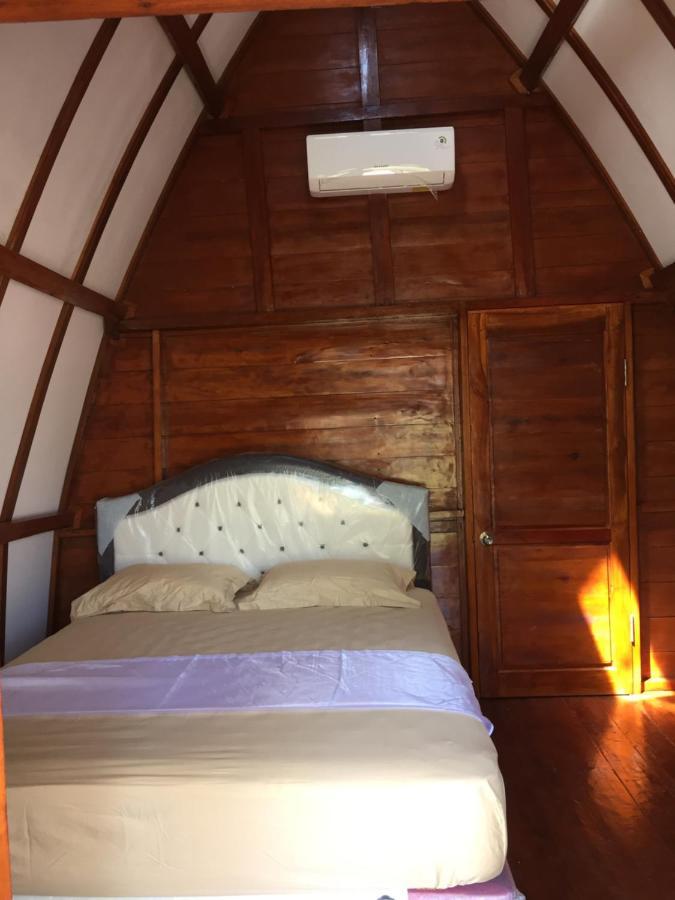 Raffles Inn Labuan Bajo Kültér fotó