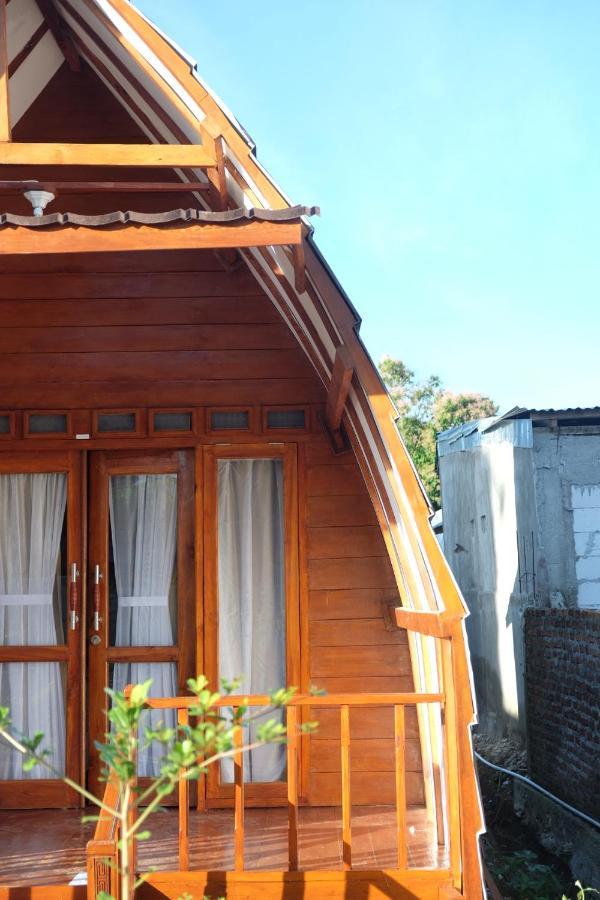 Raffles Inn Labuan Bajo Kültér fotó